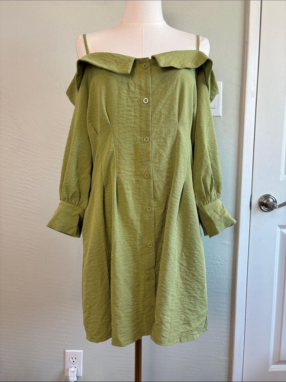 Bundle 2/$30! Off-Shoulder Dress Olive Green Artsy Vacation Peasant Boho